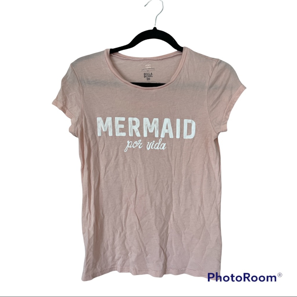 Soft cute graphic tee